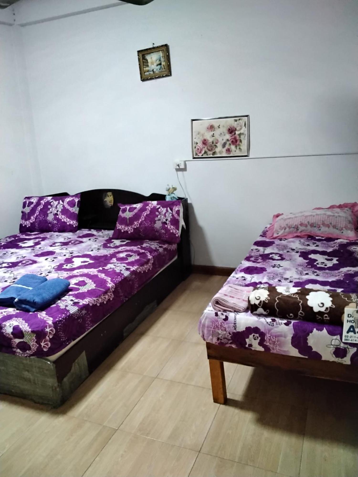 Danee Hostel Бангкок Экстерьер фото