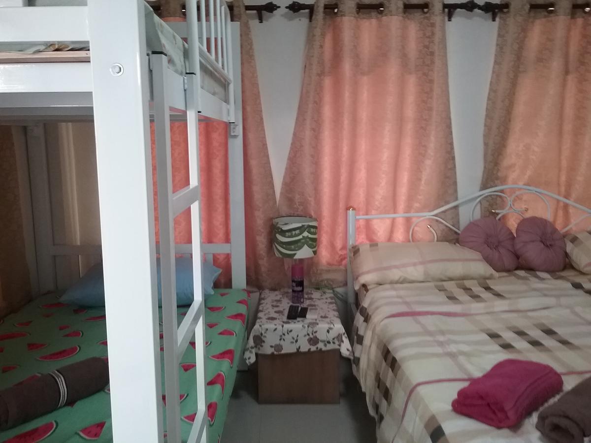 Danee Hostel Бангкок Экстерьер фото